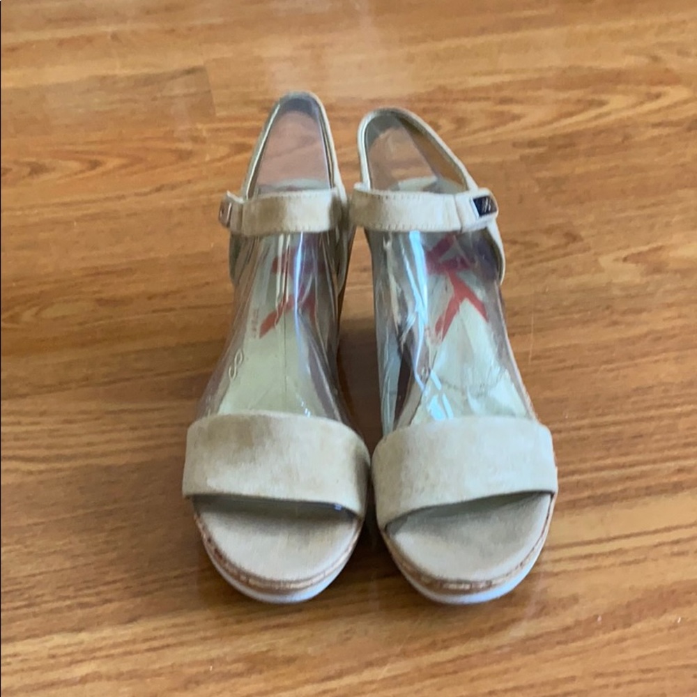 Women’s wedge suede tan sandals